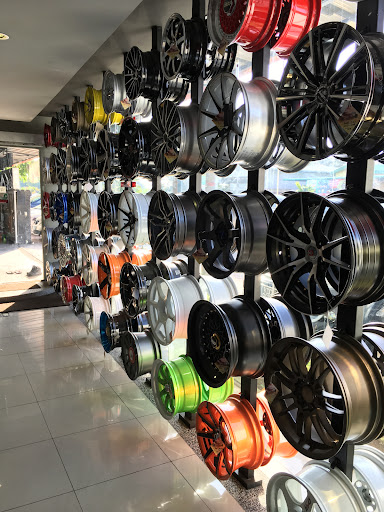 AS Wira Tyre & Car Service sdn. bhd (Kedai tayar Bridgestone, sport rim kereta, servis kereta dan aksesori Kereta)