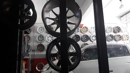 Prowheels Jalan Putra