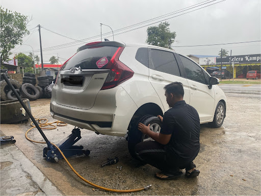 SRI TYRE SERVICES CENTRE