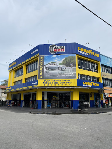 Akina Tyre Lunas Branch