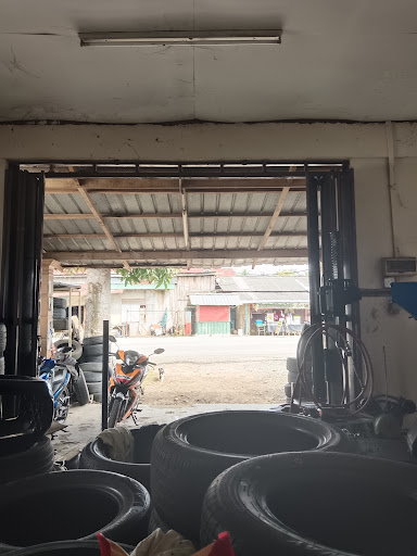 Pak Da Tyre and Services