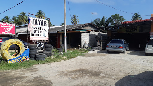 AFIQ TAYAR TANAH MERAH
