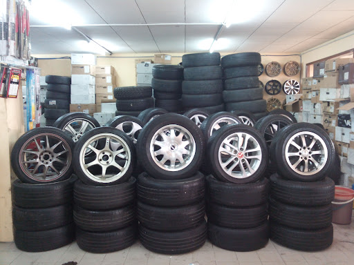 TH TYRE AUTOCAR SERVICE