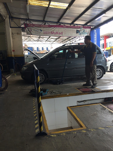 MICHELIN DEALER