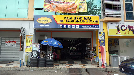 PUSAT SERVIS TAYAR & KENDERAAN MOHAMAD FAHMI
