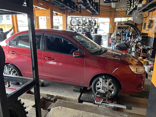 Continental Lian Yit Tyre Service Centre