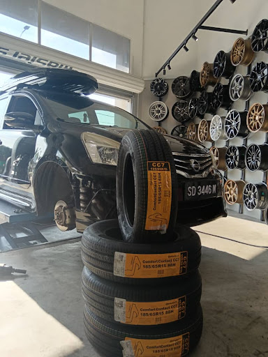 Safe Wheels & Master Tire Service Centre