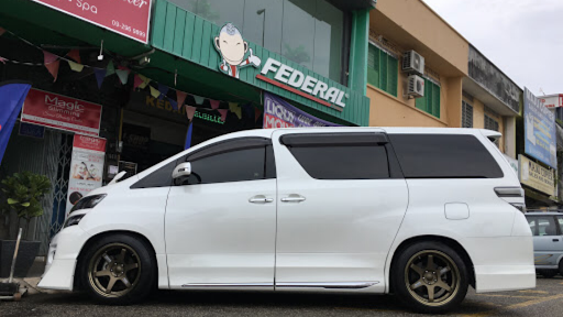 siong fatt tyre centre