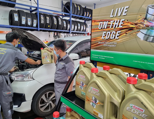 Castrol Auto Service Workshop - V Tech Auto Tyre Service Centre