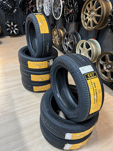 KS TYRE SERVICE CENTRE