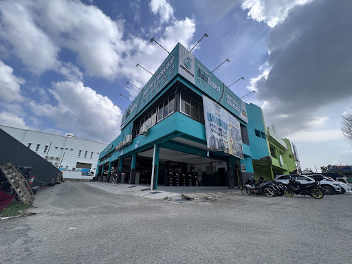 Jawi Tyre & Workshop Bayan Lepas