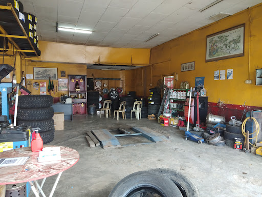 Perkhidmatan Tayar Soon Hin Paka