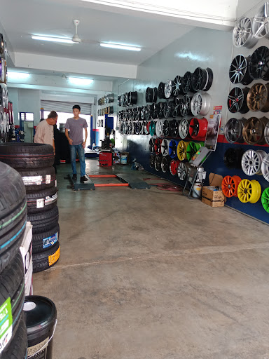 Continental DENGKIL - YH TYRES & CAR SERVICE