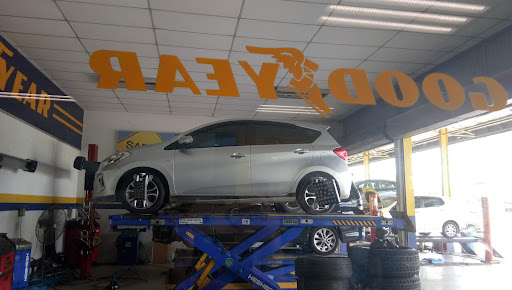 Auto Wheel & Battery