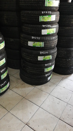 Hung Sing Tyres - lahad datu