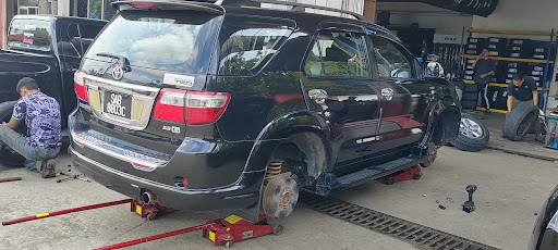 Perkhidmatan Tayar Dynason Sdn Bhd