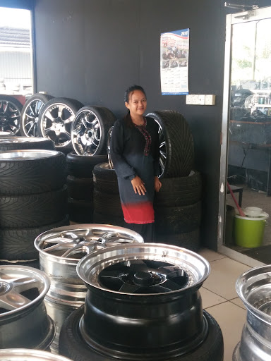 KUHARA TYRE & AUTO PARTS SDN BHD