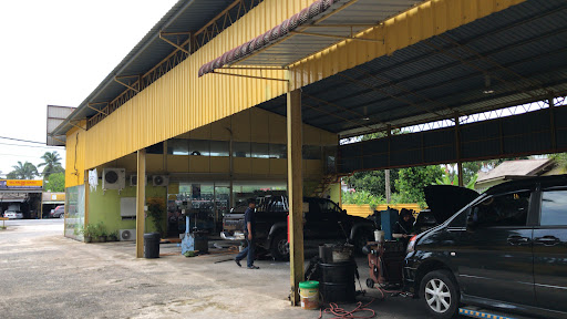 Auto Wheels Service Centre