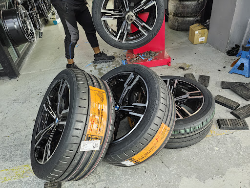 J Tyres (Muar) Sdn Bhd