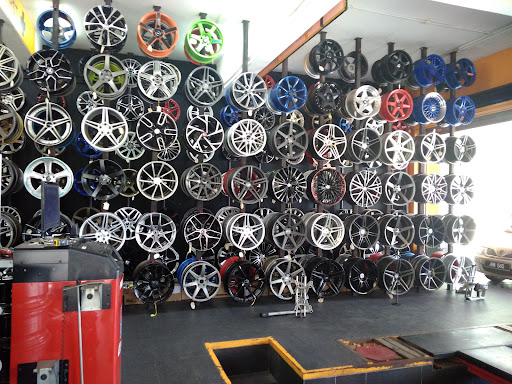 Continental FASFIT MOTORSPORTS SDN BHD (SG ABONG)