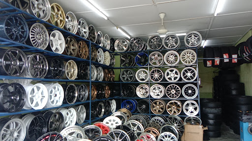 Kedai tayer sport rem