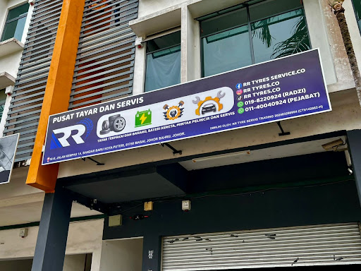 RR PUSAT TAYAR DAN SERVIS